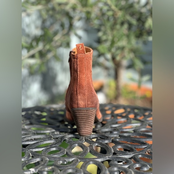 Zodiac — Robyn Ankle Boots - Picture 3 of 6